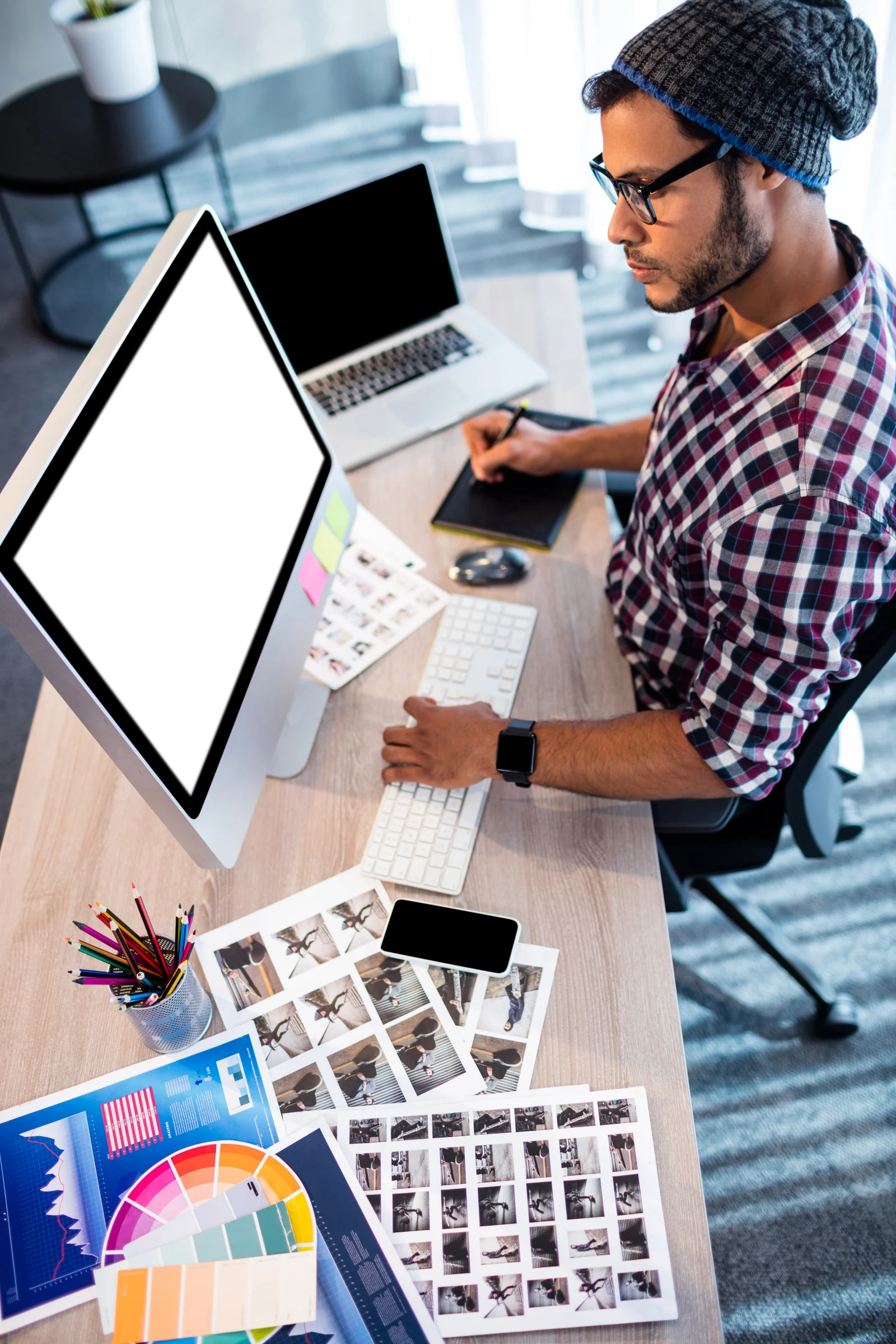 Absolutely! On demand Graphic designing service is provided for businesses that prefer an ongoing creative service like marketing, branding, and advertising solutions.